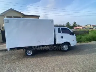 Kia Bongo 2013 White