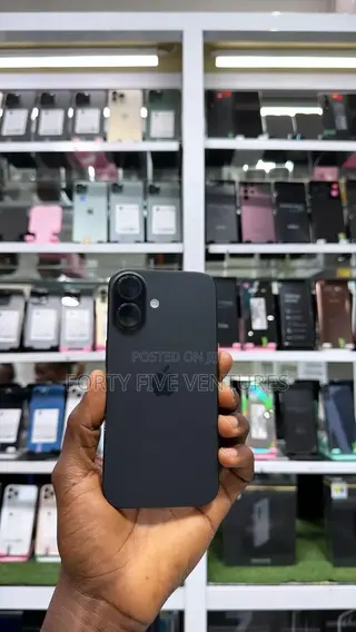 Apple iPhone 16 128 GB Black