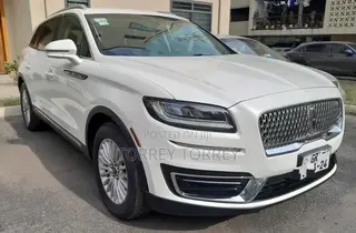 Lincoln Nautilus 2020 White