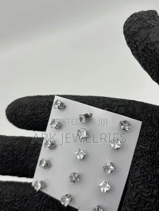 Zirconia Iced Earing( Non-Magnetic)