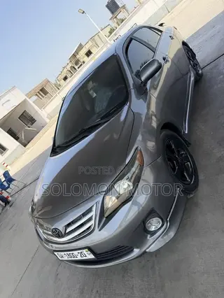 Toyota Corolla 2012 Gray