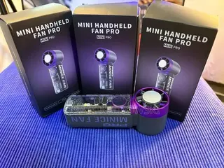 Mini Handheld Fan Pro