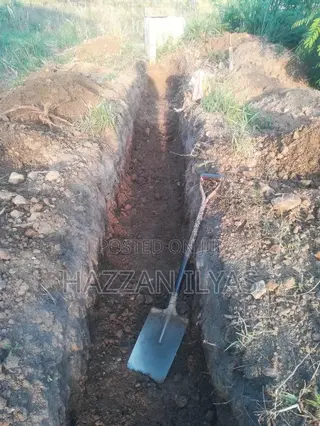 Fence Wall Digging and Laying