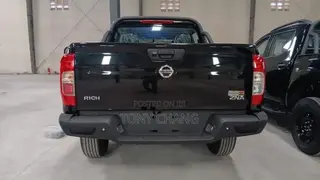 New Nissan Pick-Up 2025 Black
