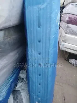USA 1/ Half Bed