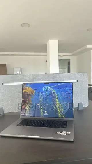 Laptop Apple MacBook Pro 16GB Apple M1 Pro SSD 1T