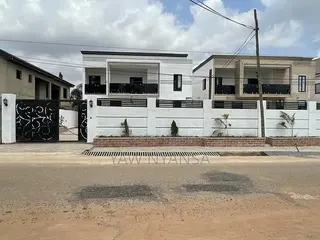 4bdrm House in Bn Estate, Accra Metropolitan for sale