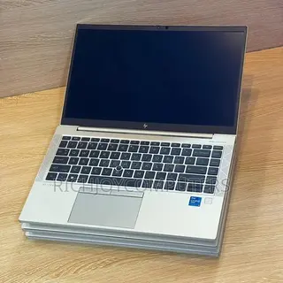 Laptop HP EliteBook 830 G8 8GB Intel Core i5 SSD 256GB
