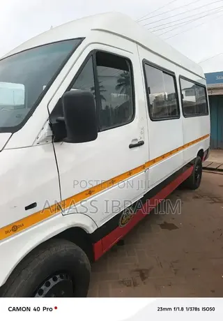 Mercedes-Benz Sprinter 2012 White
