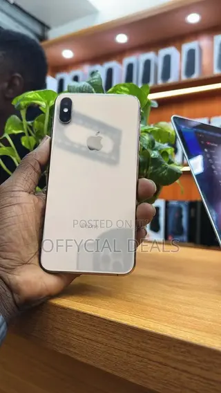 Apple iPhone XS Max 64 GB Gold
