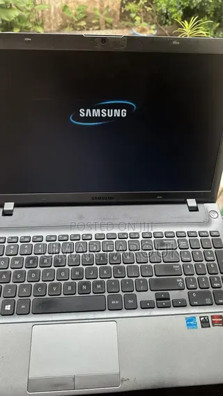 Laptop Samsung 4GB Intel Core i5 HDD 256GB