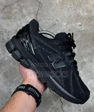 New Balance 1906R Black/Grey