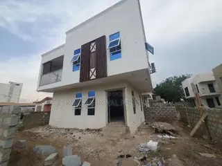 3bdrm House in Ashaley Botwe for sale