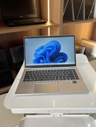 Laptop HP EliteBook 840 G8 16GB Intel Core i7 SSD 256GB