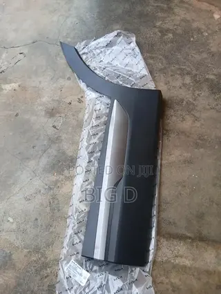 Kia Sportage 2023 ,2024, 2025 and 2026 Back Door Moulding