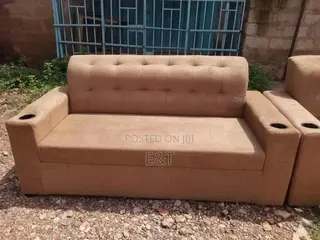 Nice 3 in 1 Sofa