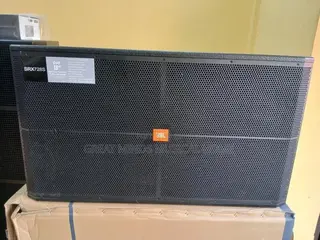 Professional JBL Double Sub