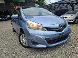 Toyota Vitz 2013 Blue