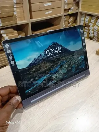 Laptop Lenovo Y70 4GB Intel Pentium SSD 72GB