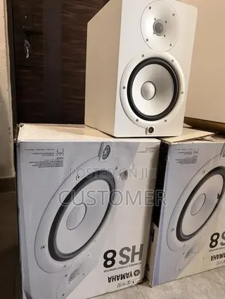 HS8 Yamaha Studio Monitors