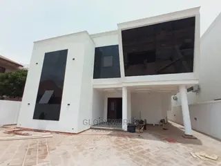 5bdrm House in East Legon for sale