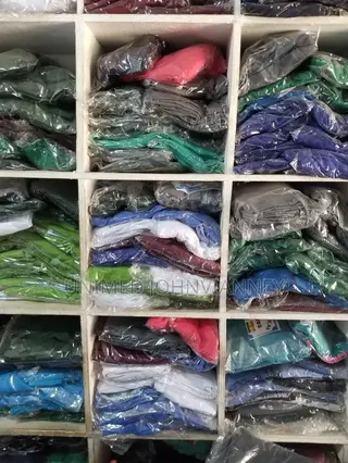 Doctors Scrubs Hold Sell