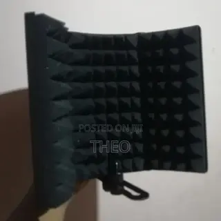 Microphone Isolation Shield