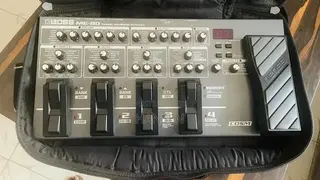 Boss Me-80 Guitar Multiple Effect Pedal