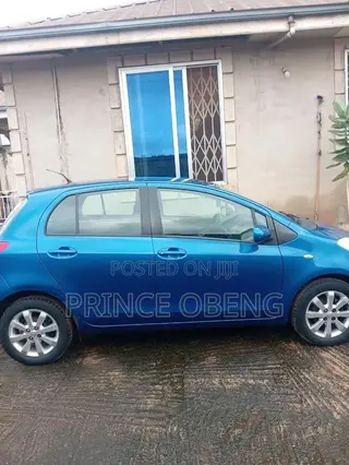 Toyota Yaris 1.5 Liftback 2009 Blue