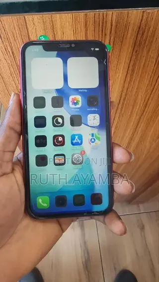 Apple iPhone 11 128 GB Red
