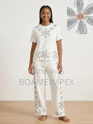 Women’s 2-Piece Sequin Flower T-Shirt Wide-Leg Pant White/Black/Orange