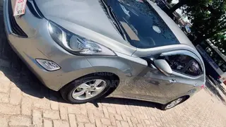 Hyundai Elantra 2013 Silver