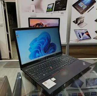 Laptop Lenovo ThinkPad E15 8GB Intel Core i3 SSD 256GB