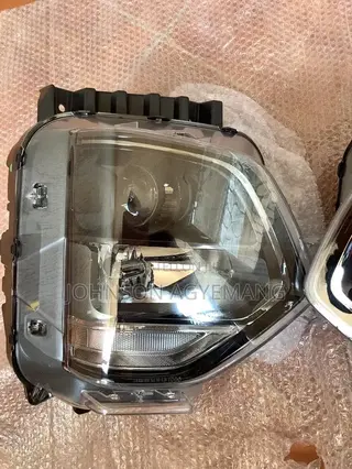 Hyundai Santa Fe 2020 Headlight
