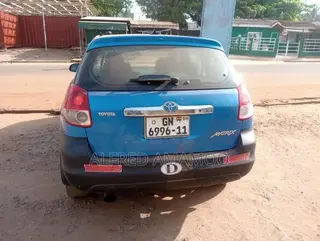 Toyota Matrix Hatchback FWD (1.8L 4cyl 5M) 2008 Blue