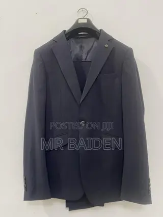 Romano Botta Classic Fit One-Button Gray Italian Suit