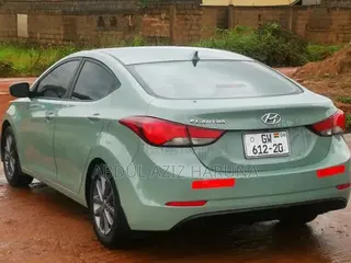 Hyundai Elantra Limited 4dr Sedan (1.8L 4cyl 6A) 2014 Green