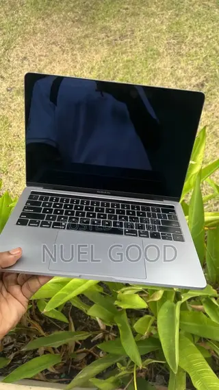 Laptop Apple MacBook Pro 2019 8GB Intel Core i5 SSD 256GB