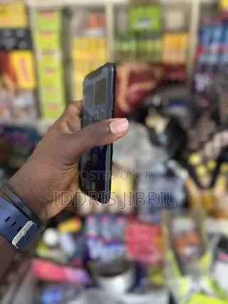 Apple iPhone XR 64 GB Black