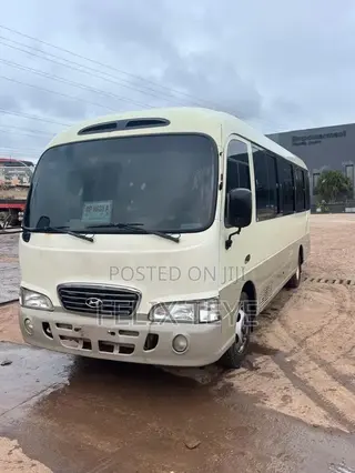 Hyundai County 2015 Grey