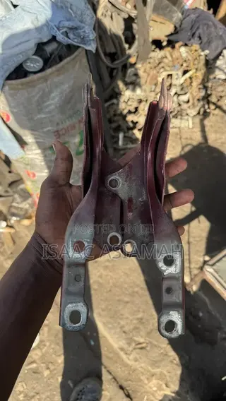 Hyundai Elantra 2011,2012,2013,2014,2015 Bonnet Hinge / Inches