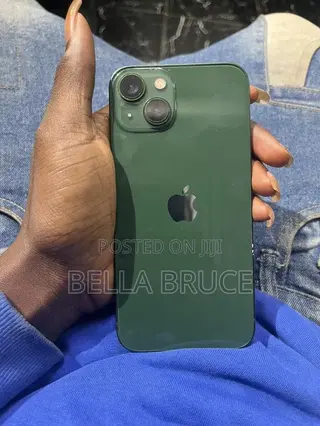 Apple iPhone 13 128 GB Green