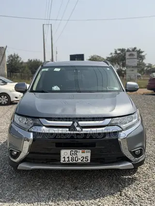 Mitsubishi Outlander 2016 Gray