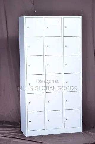 18 Doors Locker Cabinet