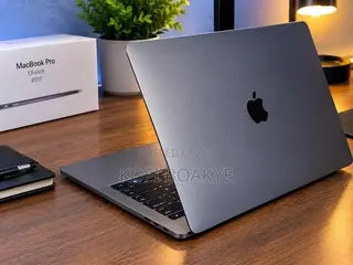 Laptop Apple MacBook Pro 2017 8GB Intel Core i5 SSD 500GB