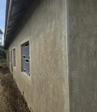 4bdrm House in Adomaso, Afigya-Kwabre for sale