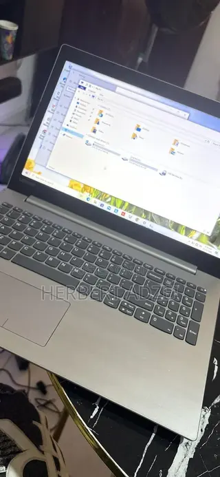 Laptop Lenovo IdeaPad 320 4GB Intel Celeron HDD 1T