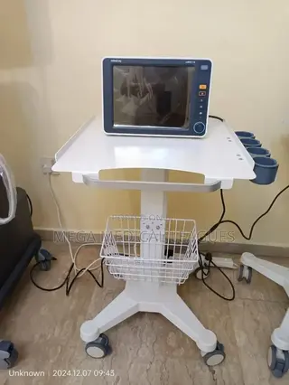 Mindray UMEC10/12 Patient Monitor
