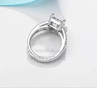 Emerald 925 Sterling Silver Engagement Ring (Adjustable Size)