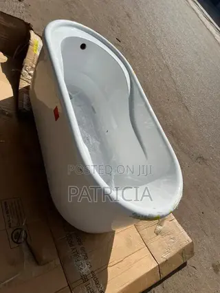 Brand New Vanity Art Ajaccio Freestanding Bathtub.